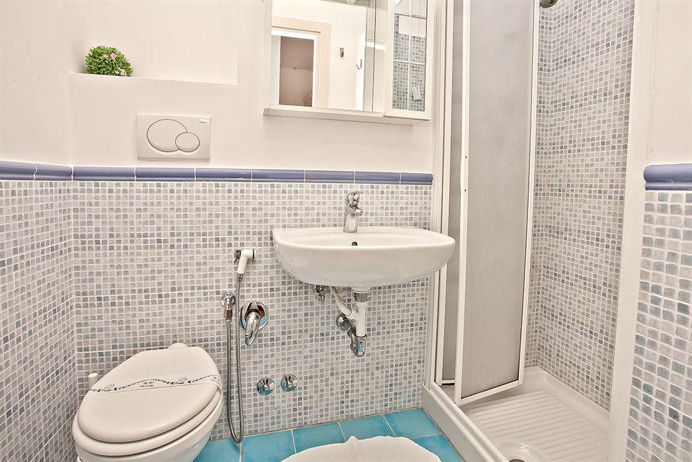 Al Centro Di Roma Bed & Breakfast Ngoại thất bức ảnh