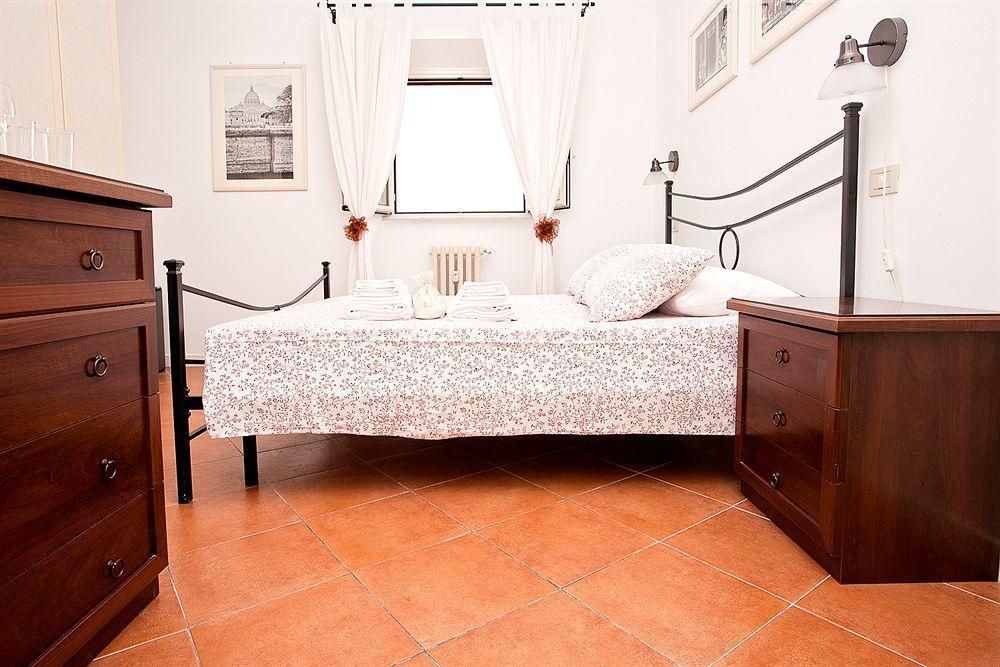 Al Centro Di Roma Bed & Breakfast Ngoại thất bức ảnh